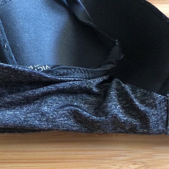 Victoria’s Secret bra - Picture 3 of 4